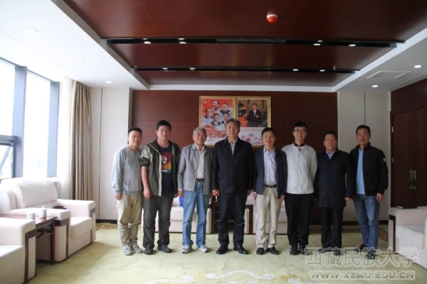 信息工程学院领导走访自治区网信办就设立自治区网络
